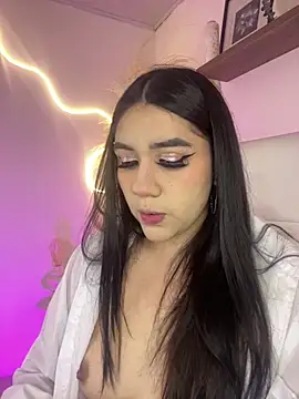 Zoe Serrat online show from October 2, 12:12 pm