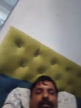 Snapshot of vardh033 chatting on November 16, 3:12 am vardh033 online show from November 16, 3:12 am