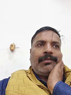 Snapshot of vardh033 chatting on December 1, 7:46 am vardh033 online show from December 1, 7:46 am