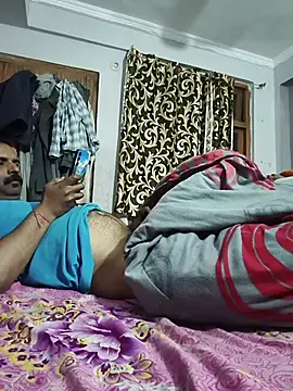 vardh033 online show from February 25, 6:39 pm