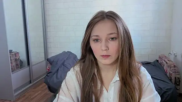 Snapshot of AlisaWyn chatting on November 6, 3:40 am AlisaWyn online show from November 6, 3:40 am