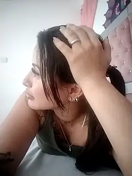 Snapshot of scarletr_red chatting on September 16, 7:59 pm scarletr red online show from September 16, 7:59 pm