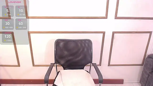 veronica em1 online show from April 28, 1:38 pm