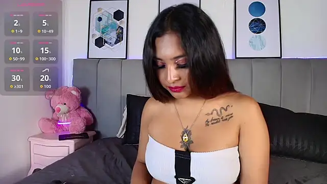 Snapshot of Naiaa_Cruz chatting on October 11, 7:23 pm Naiaa Cruz online show from October 11, 7:23 pm