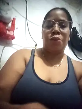 Big ass submissive online show from December 15, 12:53 pm