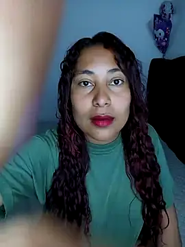 Snapshot of zafiro_93 chatting on September 20, 3:35 pm zafiro 93 online show from September 20, 3:35 pm