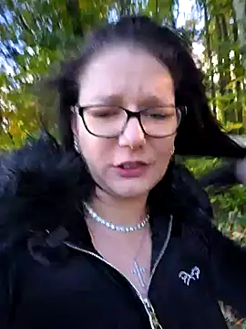 Snapshot of Swiss_Lady chatting on October 24, 2:35 pm Swiss Lady online show from October 24, 2:35 pm