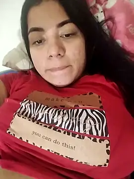 Snapshot of Georgina_Bigboobs chatting on December 1, 5:56 am Georgina Bigboobs online show from December 1, 5:56 am