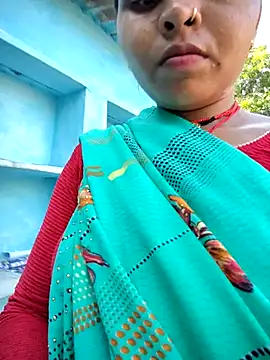 Snapshot of Monika_thakurr chatting on July 28, 11:17 am Monika thakurr online show from July 28, 11:17 am