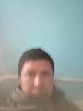 Snapshot of rgh11 chatting on October 15, 11:16 pm rgh11 online show from October 15, 11:16 pm