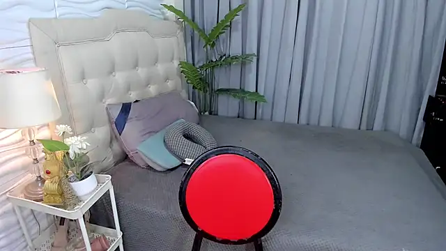 Patricia Anderson online show from November 9, 6:55 am