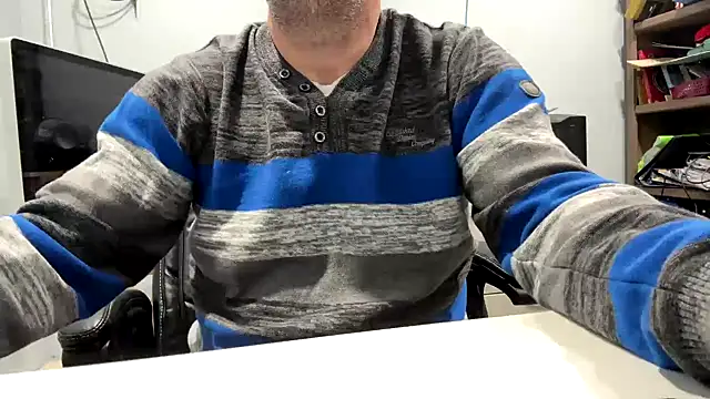 frankyjones8989 online show from November 25, 3:17 am