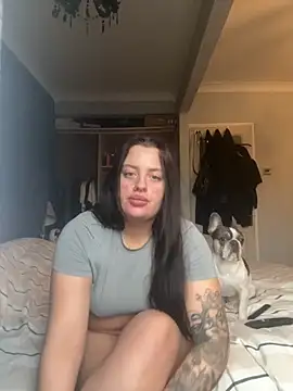 Snapshot of Victoriasteel chatting on October 15, 8:47 am Victoriasteel online show from October 15, 8:47 am