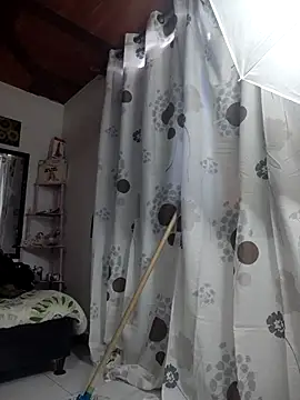 abnerdam01 online show from October 15, 4:18 pm