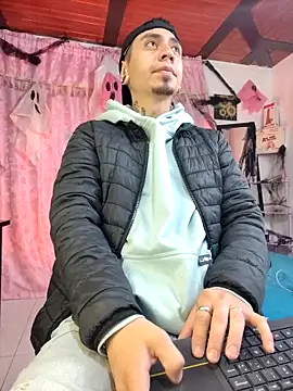 abnerdam01 online show from October 23, 1:21 pm