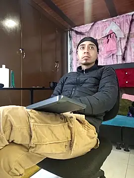 abnerdam01 online show from October 28, 11:58 am