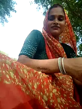 Snapshot of Sapna9685 chatting on September 13, 8:36 am Sapna9685 online show from September 13, 8:36 am