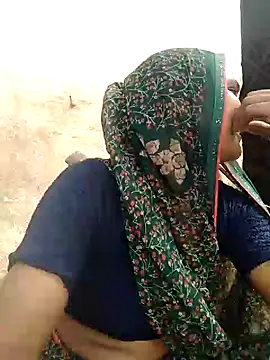 Snapshot of Sapna9685 chatting on September 15, 4:34 am Sapna9685 online show from September 15, 4:34 am