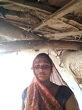 Snapshot of Sapna9685 chatting on September 23, 10:51 am Sapna9685 online show from September 23, 10:51 am