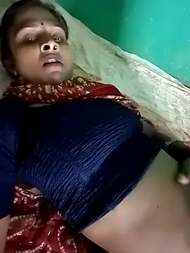 Snapshot of Sapna9685 chatting on October 5, 3:21 pm Sapna9685 online show from October 5, 3:21 pm