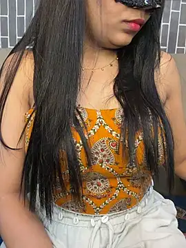 Riya-6969 online show from July 10, 3:03 pm