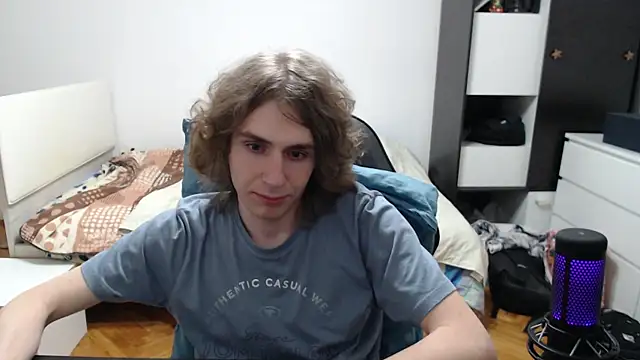 Snapshot of mcbrigete chatting on May 21, 11:12 pm mcbrigete online show from May 21, 11:12 pm