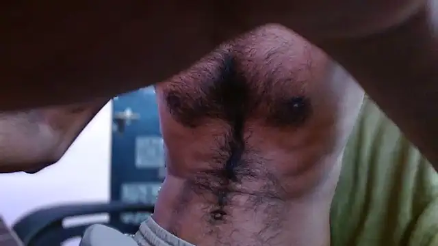 Snapshot of funndudd chatting on November 4, 6:18 pm funndudd online show from November 4, 6:18 pm