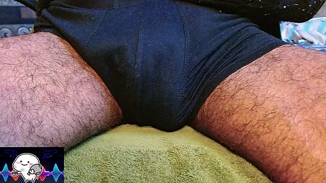 Snapshot of funndudd chatting on November 17, 11:16 am funndudd online show from November 17, 11:16 am