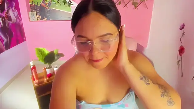 Snapshot of mabelsweet303av chatting on October 25, 7:52 pm mabelsweet303av online show from October 25, 7:52 pm