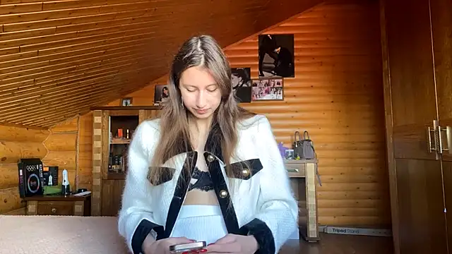 Shyselly online show from September 13, 2:17 pm