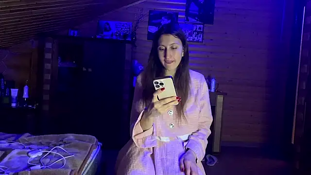 Shyselly online show from October 4, 7:12 pm