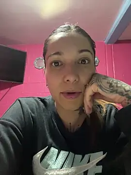 Snapshot of emperatrixsex chatting on October 12, 3:16 am emperatrixsex online show from October 12, 3:16 am