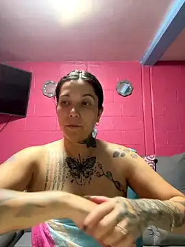 Snapshot of emperatrixsex chatting on October 27, 2:48 am emperatrixsex online show from October 27, 2:48 am