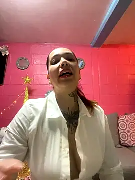 Snapshot of emperatrixsex chatting on November 21, 2:32 am emperatrixsex online show from November 21, 2:32 am