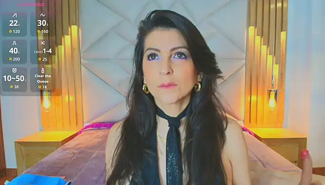 allie pearl online show from November 5, 12:05 pm