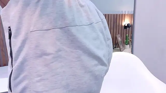 luna roja25 online show from March 11, 2:56 pm