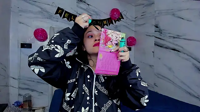 Ari and Storm online show from March 12, 1:39 pm