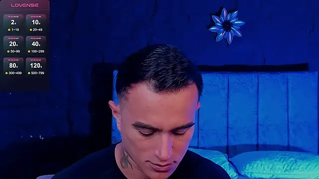 LiamDeep online show from May 23, 8:13 pm