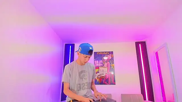 Marcus and Tony online show from June 28, 12:22 pm