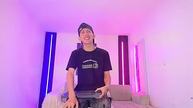 Marcus and Tony online show from July 11, 9:27 pm