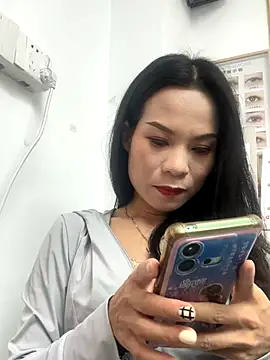 Snapshot of Baby-mmm chatting on October 28, 7:12 am Baby-mmm online show from October 28, 7:12 am