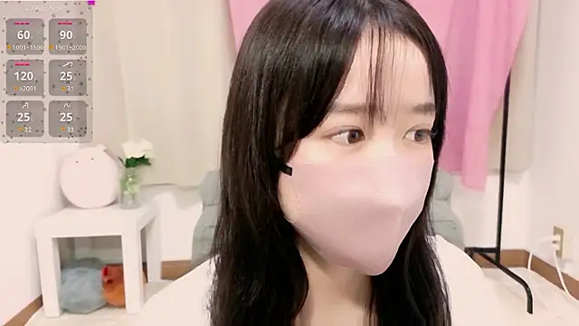 Snapshot of Anne_Anne_chan chatting on October 18, 11:33 am Anne Anne chan online show from October 18, 11:33 am