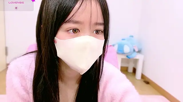 Snapshot of Anne_Anne_chan chatting on December 14, 5:46 am Anne Anne chan online show from December 14, 5:46 am