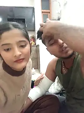 romantic couple1 online show from December 21, 12:40 am