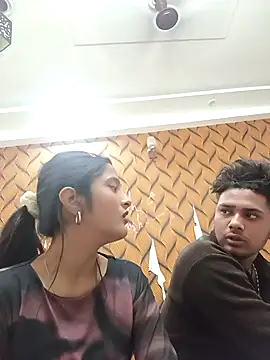 romantic couple1 online show from March 6, 1:02 am