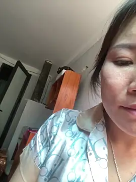 Snapshot of Pyy07 chatting on October 30, 12:28 pm Pyy07 online show from October 30, 12:28 pm