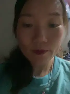 Snapshot of Pyy07 chatting on December 3, 1:31 pm Pyy07 online show from December 3, 1:31 pm