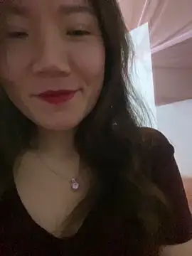 Snapshot of Pyy07 chatting on December 4, 1:09 pm Pyy07 online show from December 4, 1:09 pm