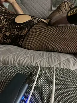 Snapshot of bananasex204 chatting on November 20, 3:45 pm bananasex204 online show from November 20, 3:45 pm