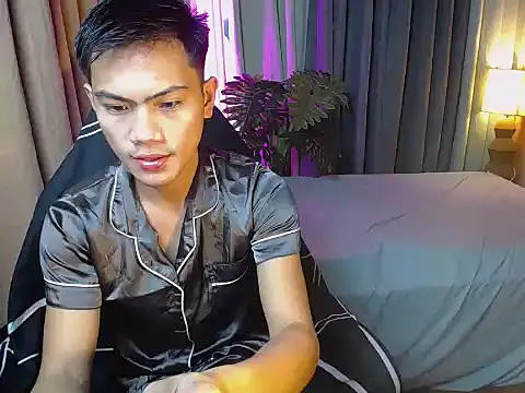 alex cummer online show from November 29, 4:10 pm